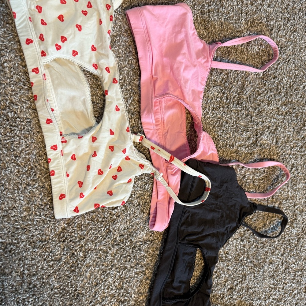 SKIMS Women's Intimates Bra Set - Pink, Black, Cream with Red Hearts